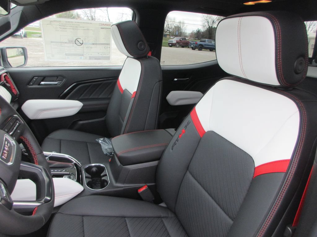 New 2026 GMC Canyon AT4X AWD/4WD image 14