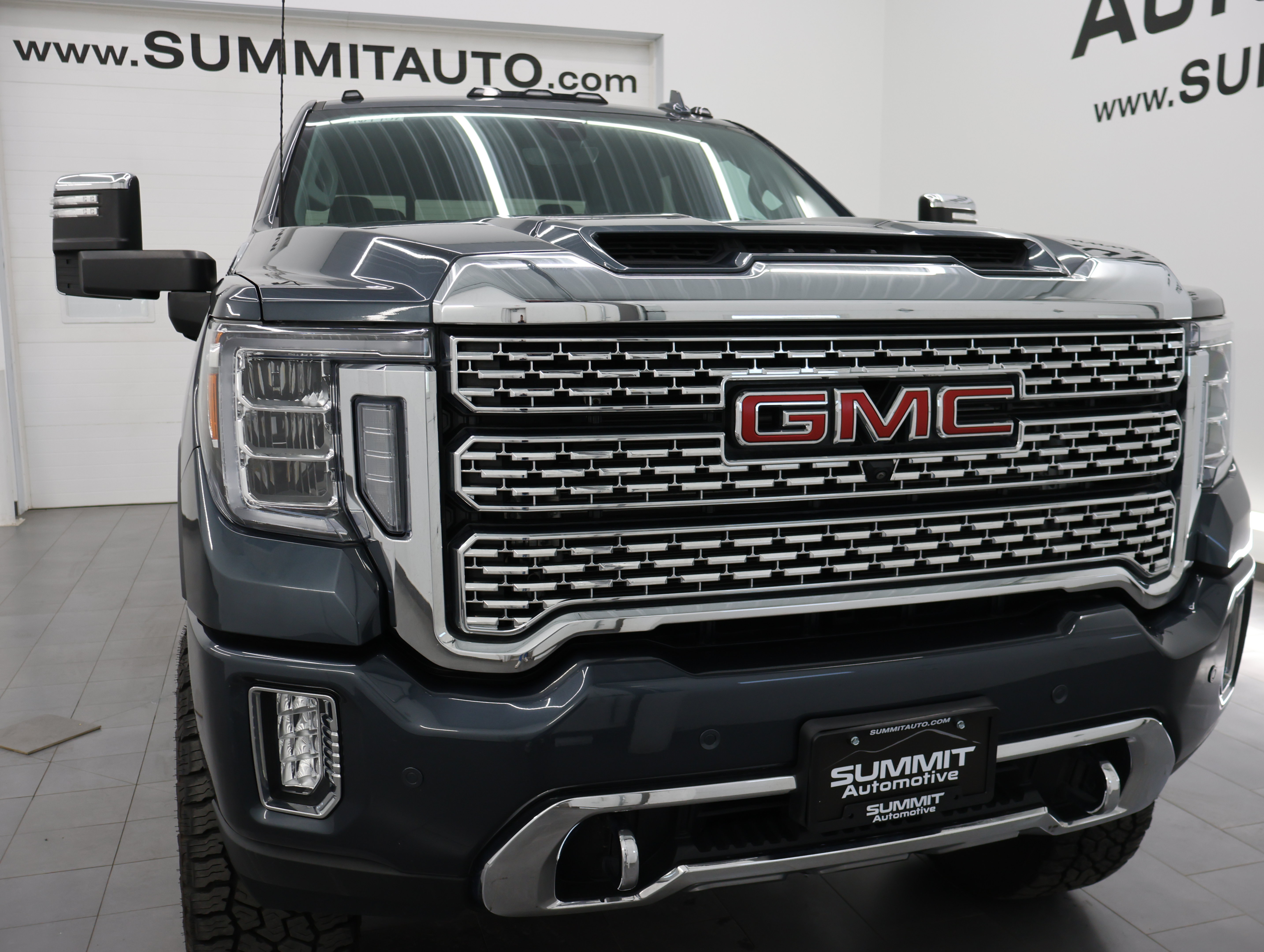 Used 2020 GMC Sierra 2500 Denali w/ Denali Ultimate Package AWD/4WD image 27