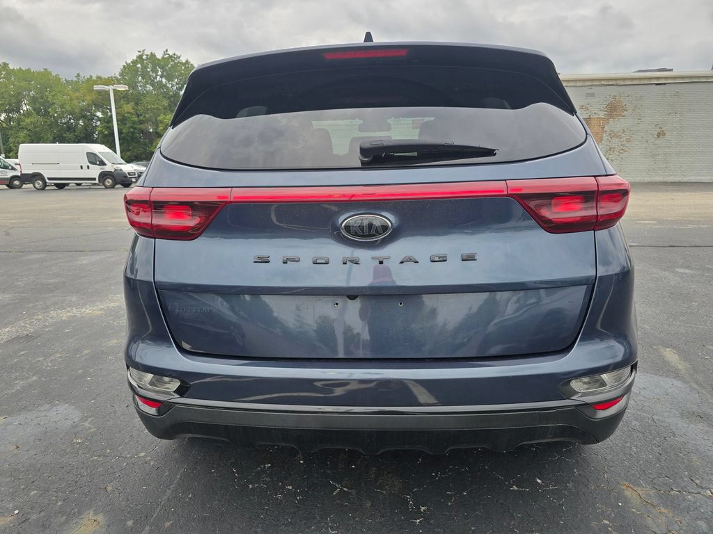 Used 2022 Kia Sportage Nightfall Edition FWD image 6