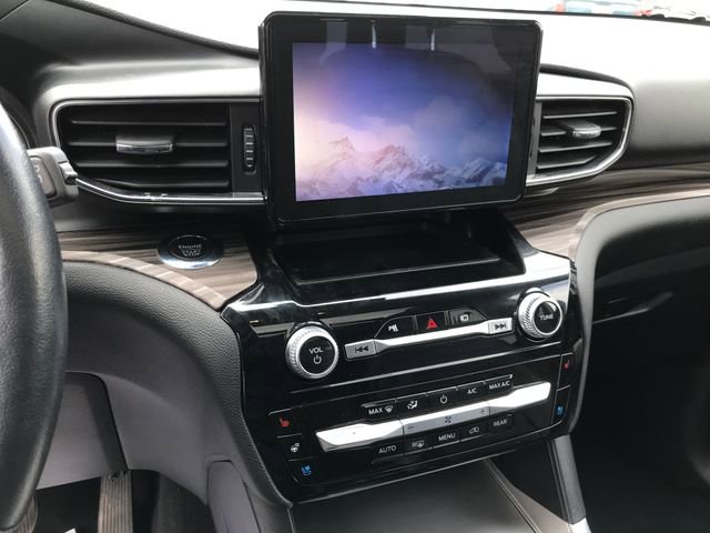 Used 2022 Ford Explorer Limited image 6