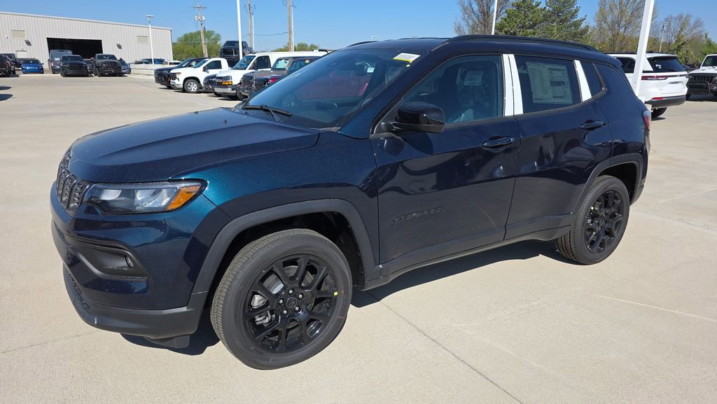 New 2026 Jeep Compass Latitude image 1