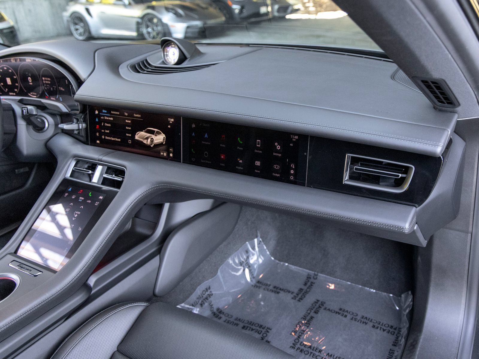 Certified 2025 Porsche Taycan 4S AWD/4WD image 63