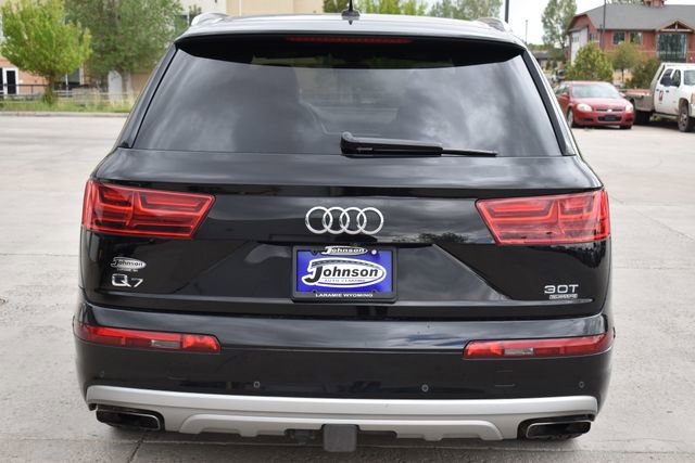 Used 2017 Audi Q7 3.0T Prestige AWD/4WD image 6