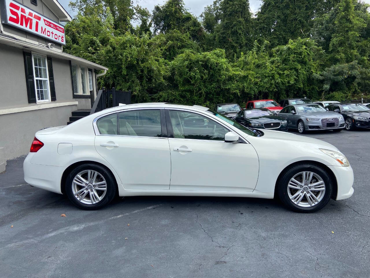 Used 2013 INFINITI G37 Journey w/ Premium Pkg image 5