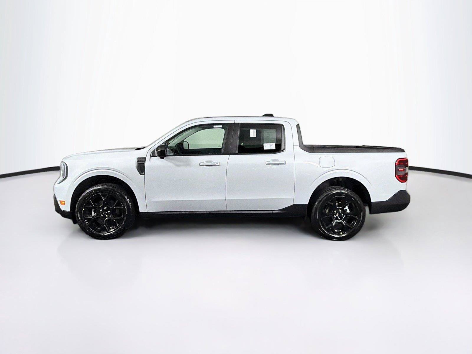 New 2026 Ford Maverick Lariat w/ Black Appearance Package AWD/4WD image 8