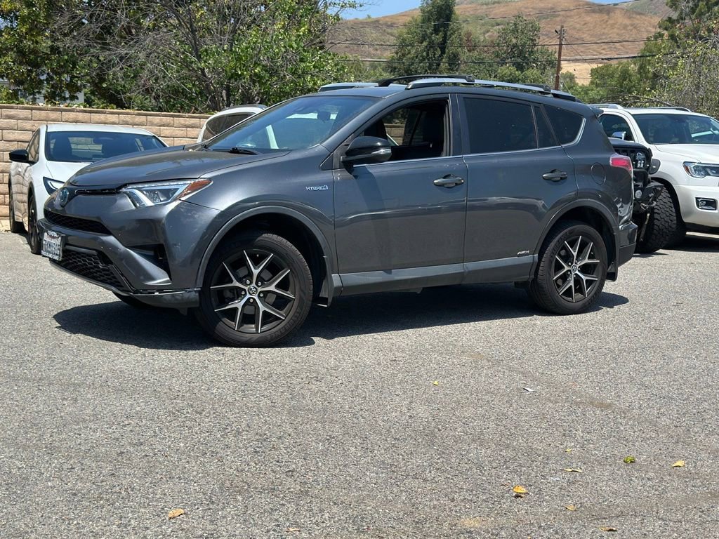 Used 2017 Toyota RAV4 SE AWD/4WD image 1