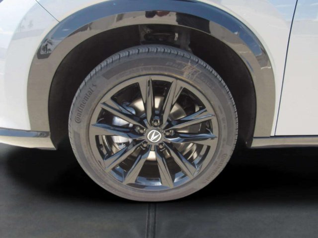 Certified 2025 Acura ADX A-Spec w/ Advance Package AWD/4WD image 4