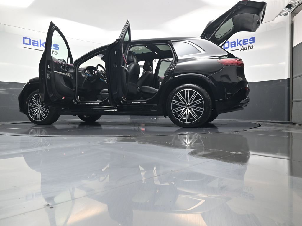 Used 2023 Mercedes-Benz EQS 580 4MATIC SUV image 63