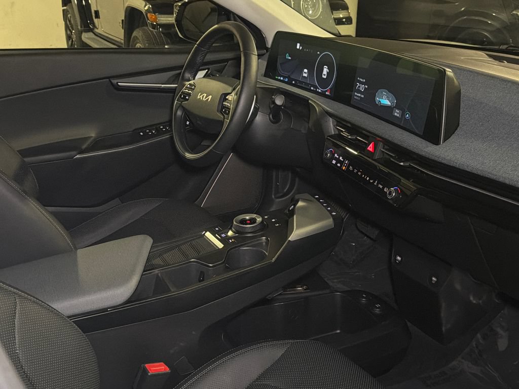 Certified 2024 Kia EV6 Wind w/ Wind Technology Package AWD/4WD image 11