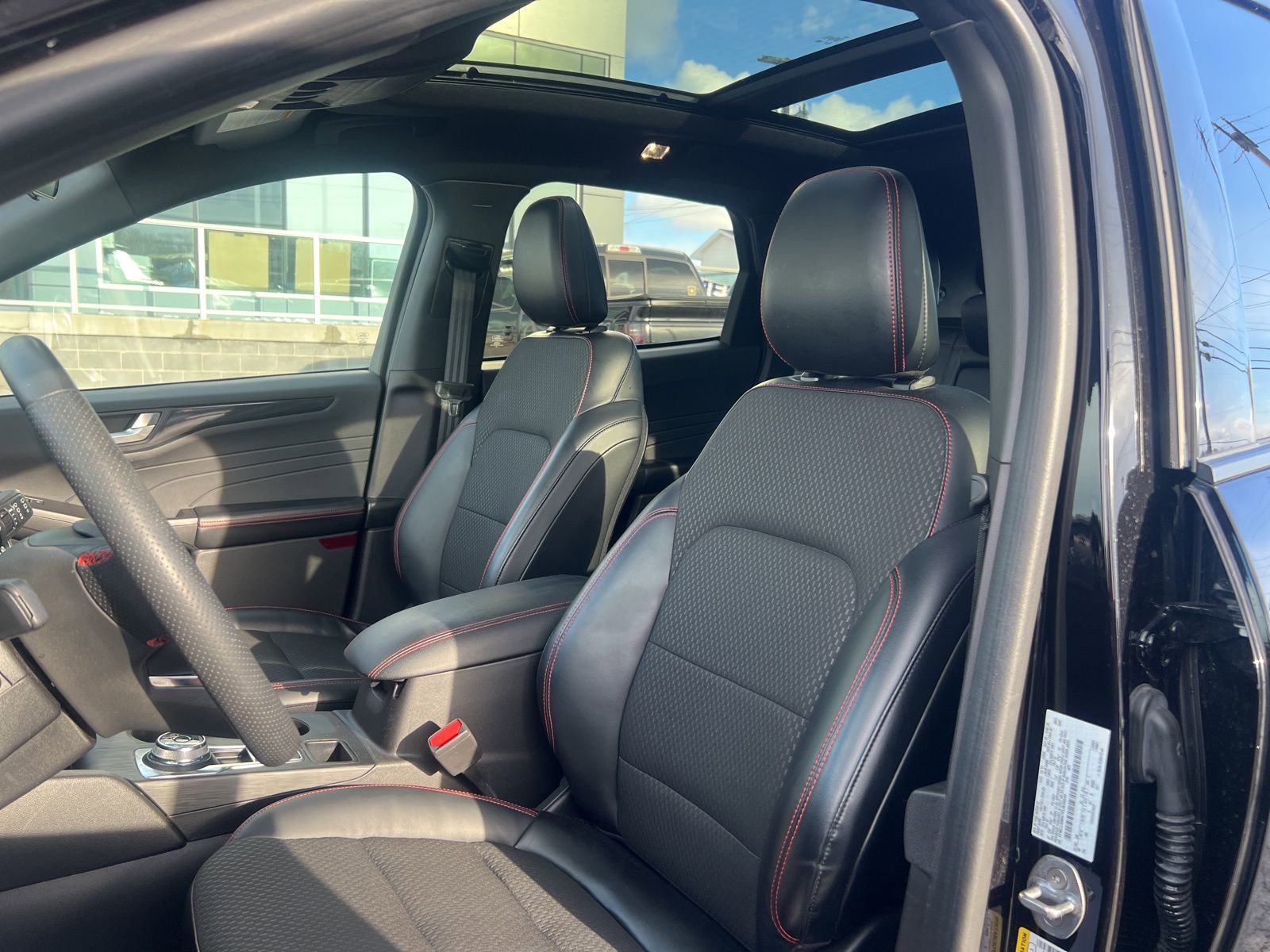 Used 2023 Ford Escape ST-Line w/ Tech Pack #1 image 10