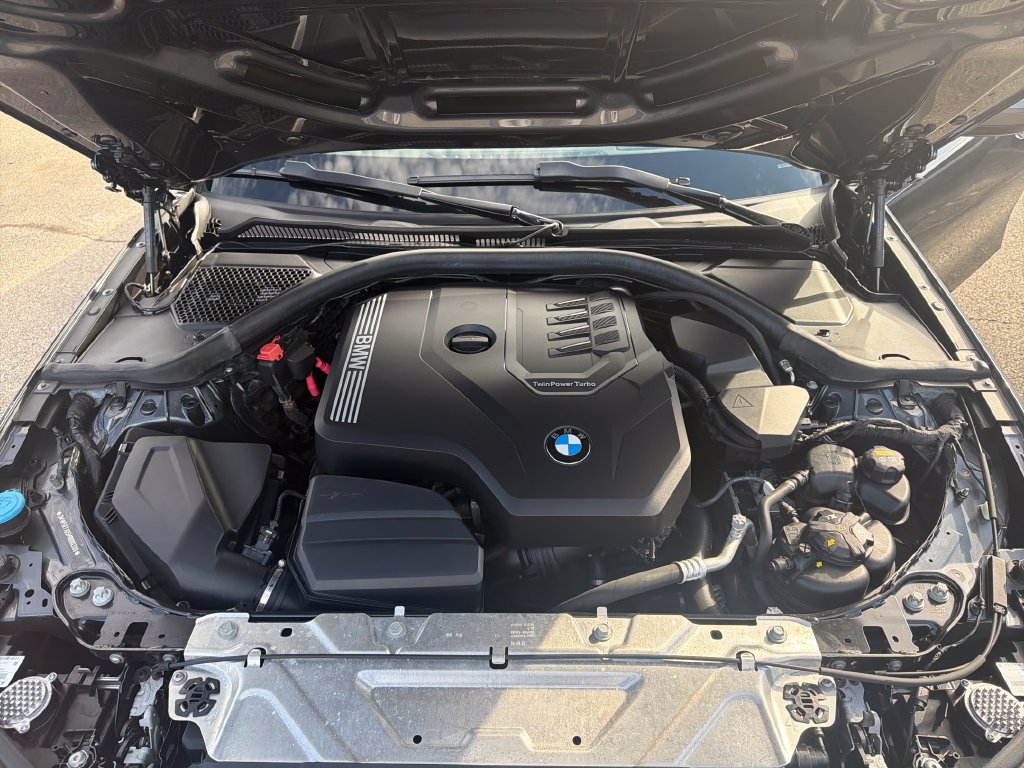 Used 2021 BMW 330i xDrive Sedan AWD/4WD image 33