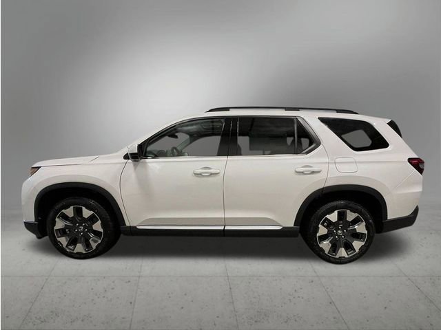 New 2026 Honda Pilot Touring image 2