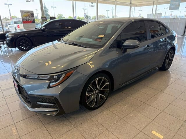 Used 2020 Toyota Corolla SE w/ SE Premium Package FWD image 6