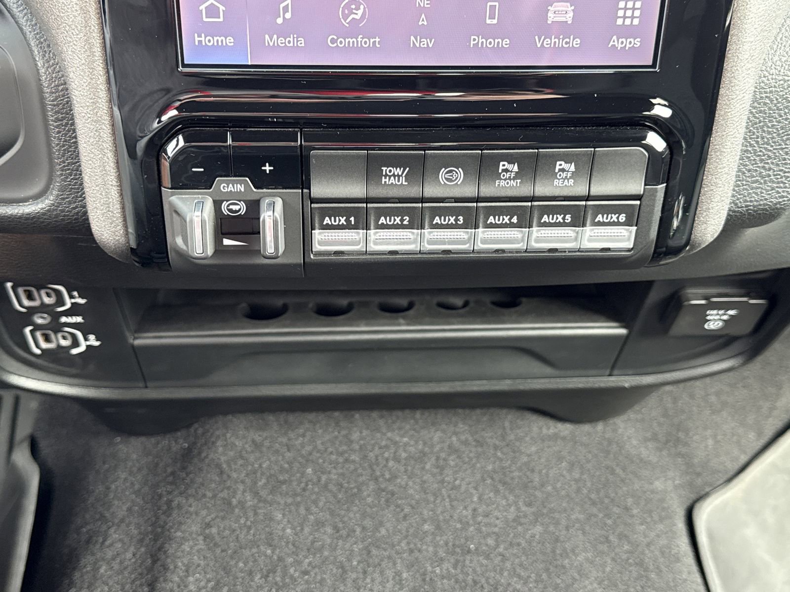 Used 2025 RAM 2500 Tradesman image 21