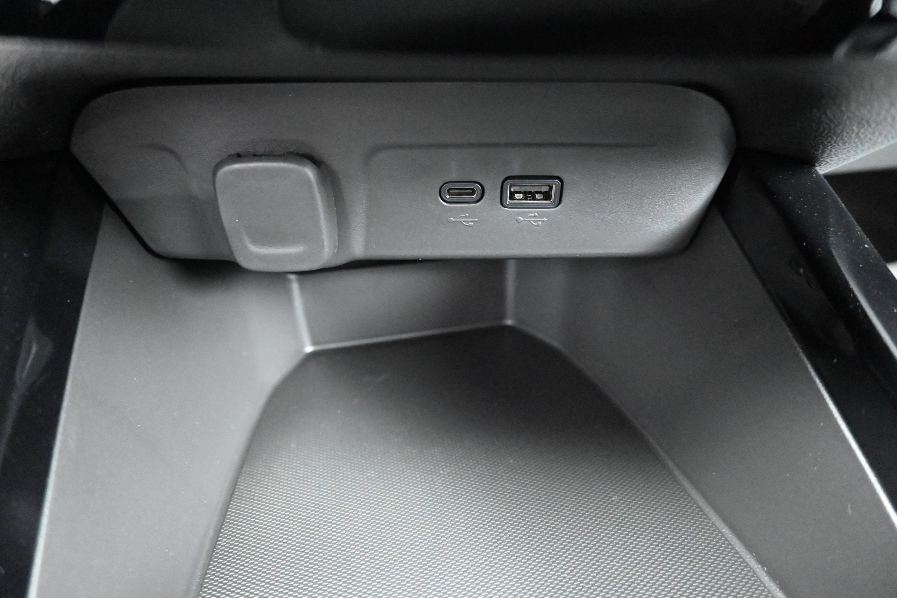 New 2026 Chevrolet Trax RS w/ Driver Confidence Package FWD image 21
