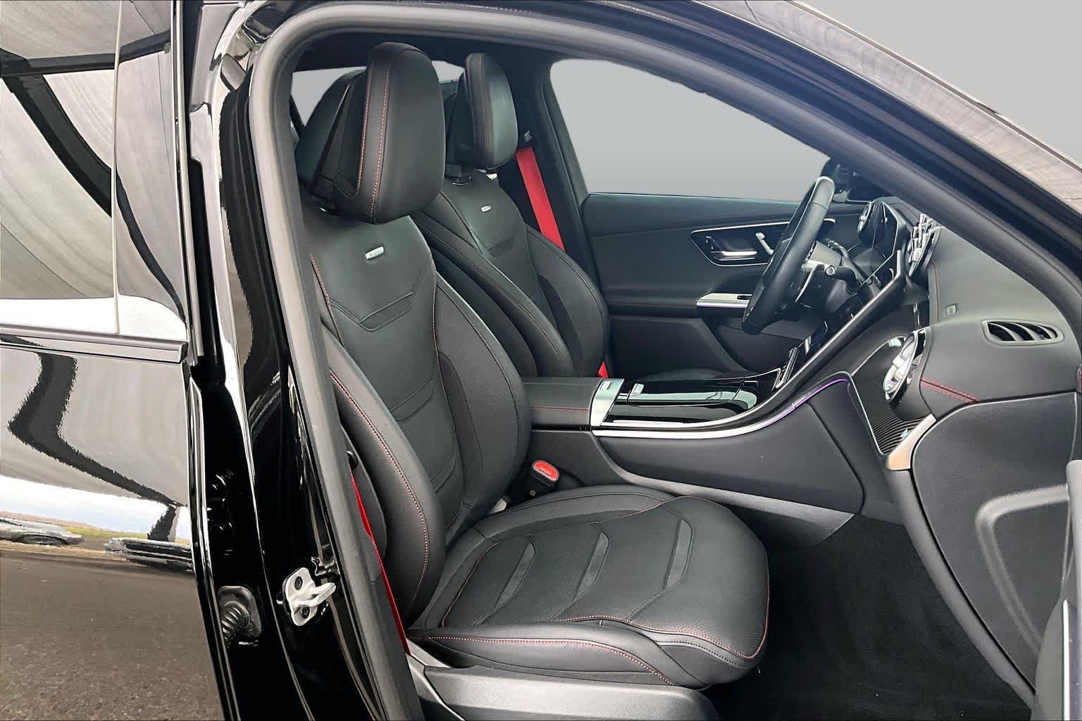 Used 2025 Mercedes-Benz GLC 43 AMG 4MATIC image 9