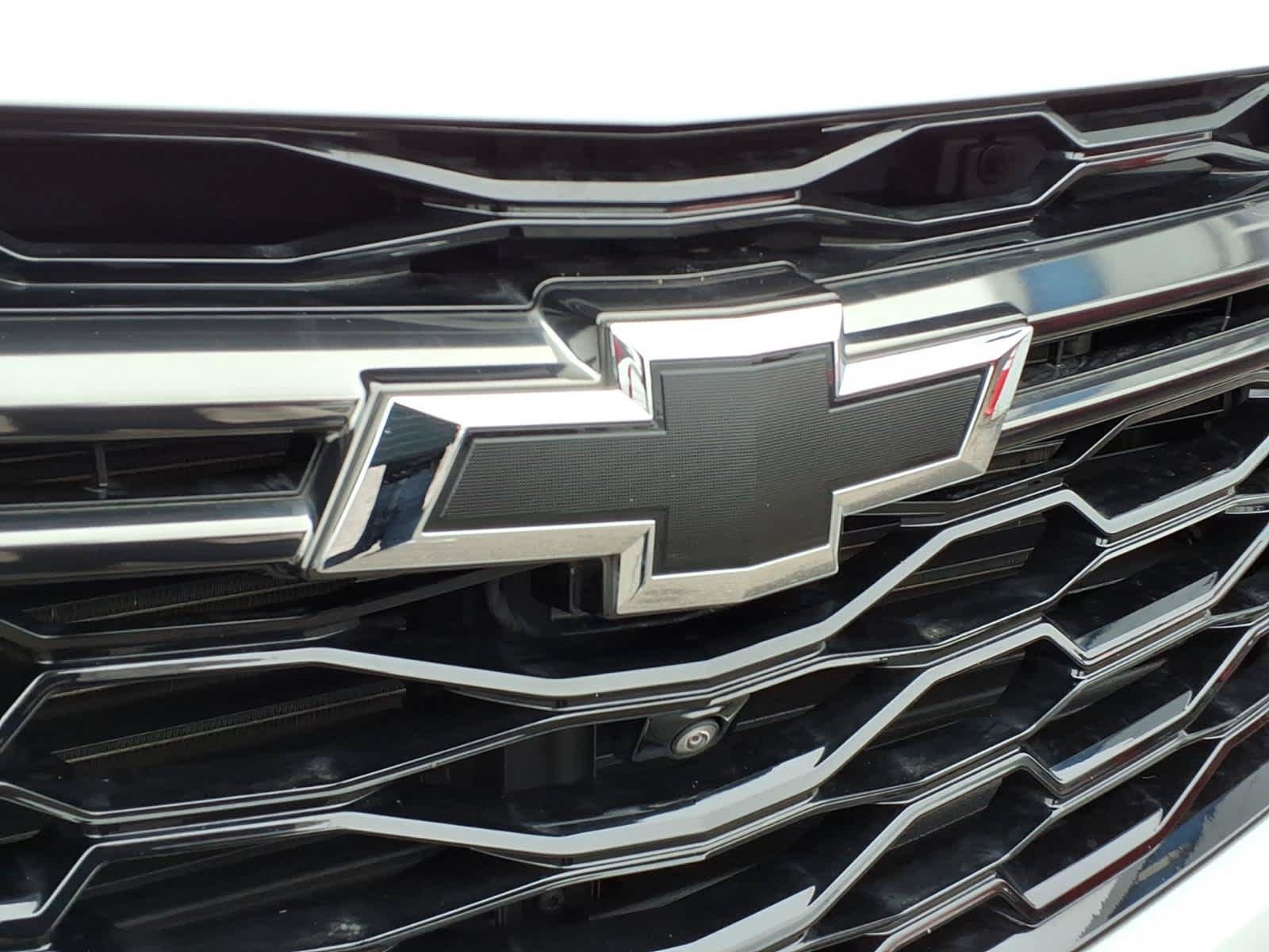 Certified 2023 Chevrolet Traverse Premier w/ Redline Edition AWD/4WD image 8