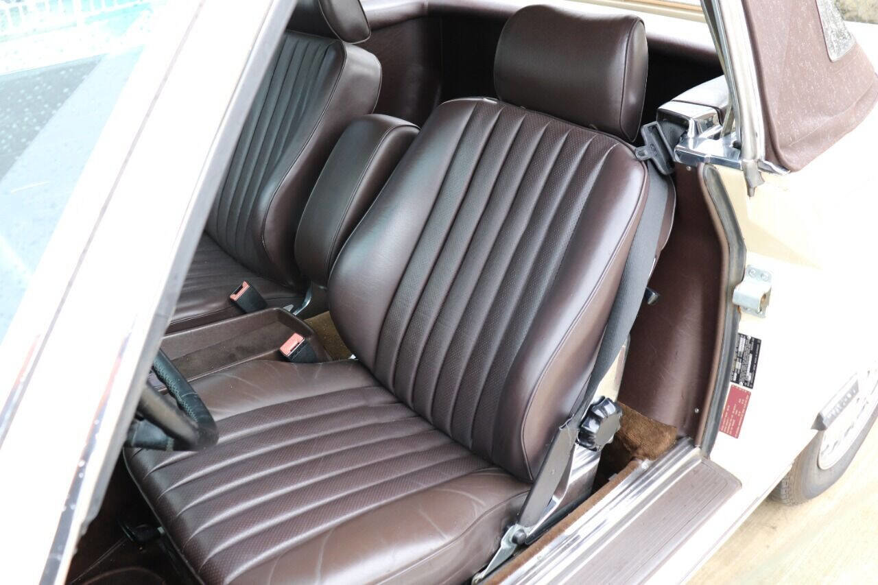 Used 1987 Mercedes-Benz 560 SL image 18
