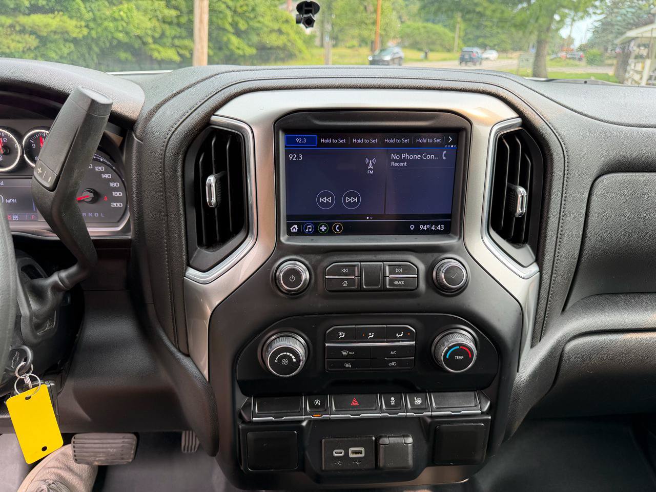 Used 2019 Chevrolet Silverado 1500 LT AWD/4WD image 24