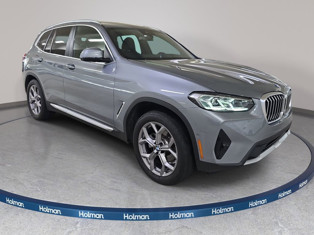 Used 2023 BMW X3 xDrive30i w/ Premium Package AWD/4WD image 4