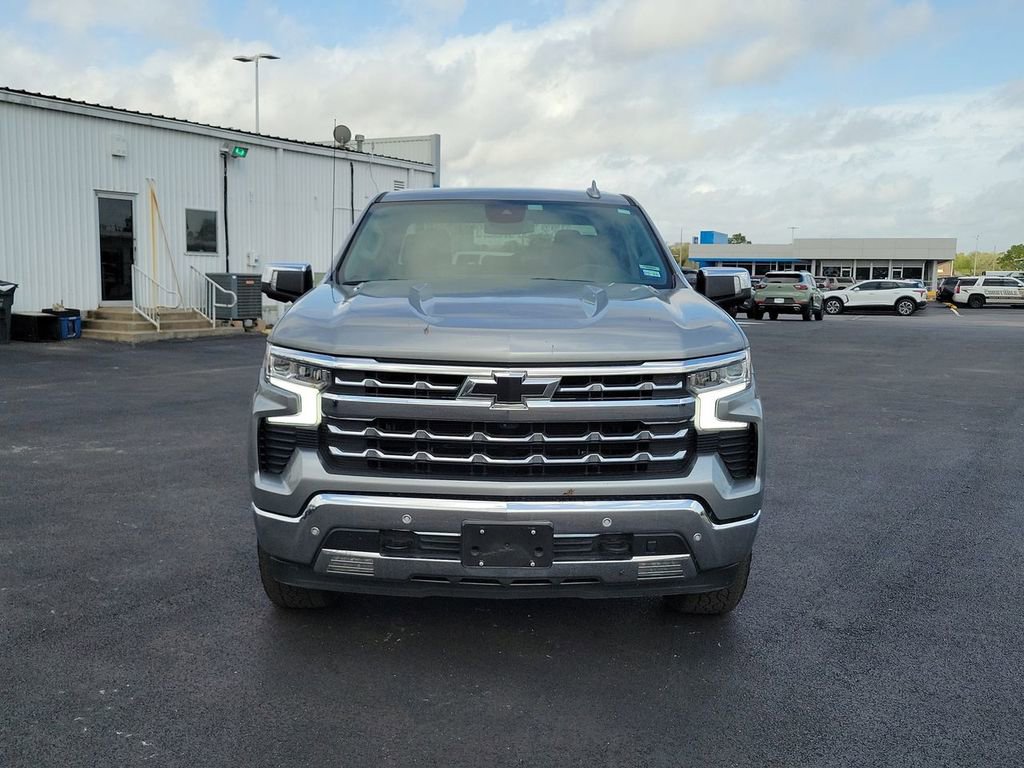 Used 2023 Chevrolet Silverado 1500 LTZ image 9