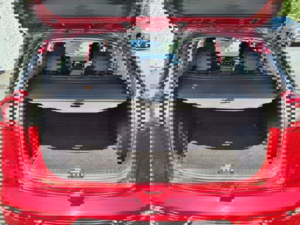 Used 2017 Kia Niro Touring image 25