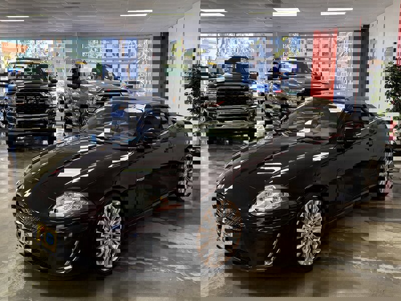 Used 2011 Jaguar XK Convertible image 3