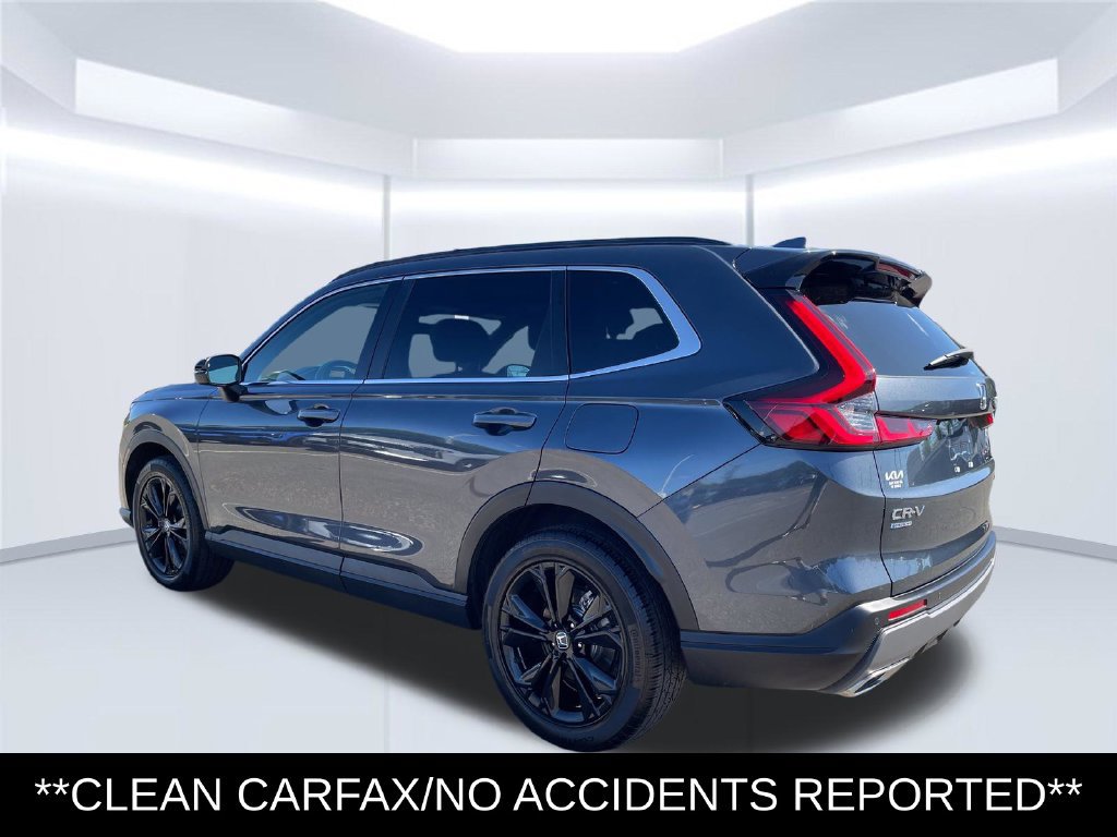 Used 2024 Honda CR-V Sport Touring image 4