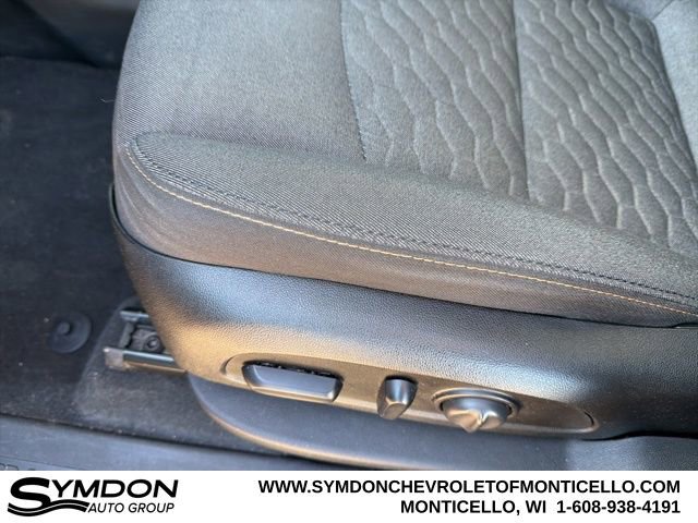 Used 2019 Chevrolet Equinox LT image 17