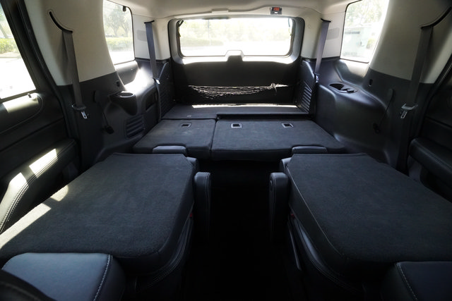 Used 2018 GMC Yukon Denali RWD image 37