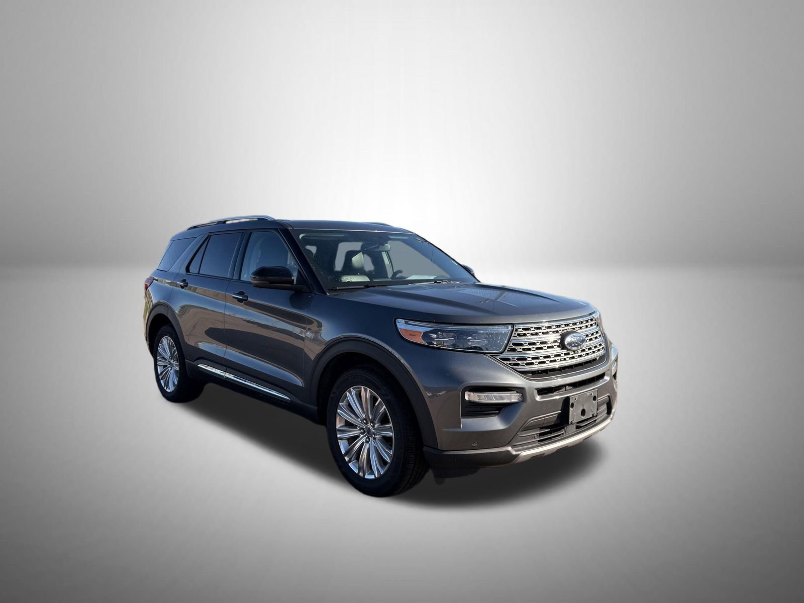 Used 2022 Ford Explorer Limited w/ Equipment Group 301A AWD/4WD image 3