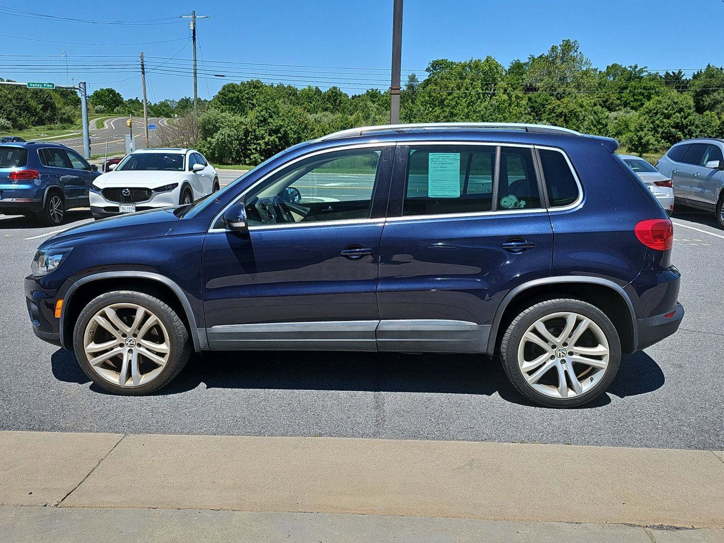 Used 2016 Volkswagen Tiguan SEL AWD/4WD image 3