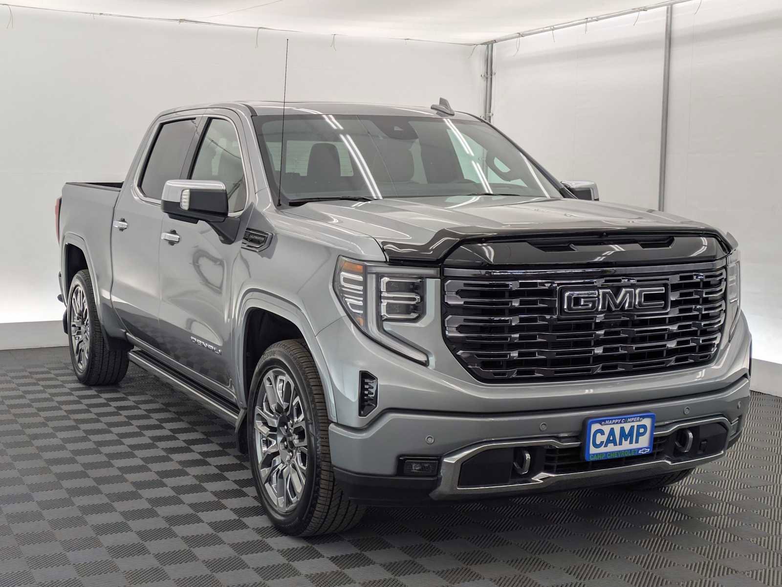Used 2025 GMC Sierra 1500 Denali Ultimate image 8