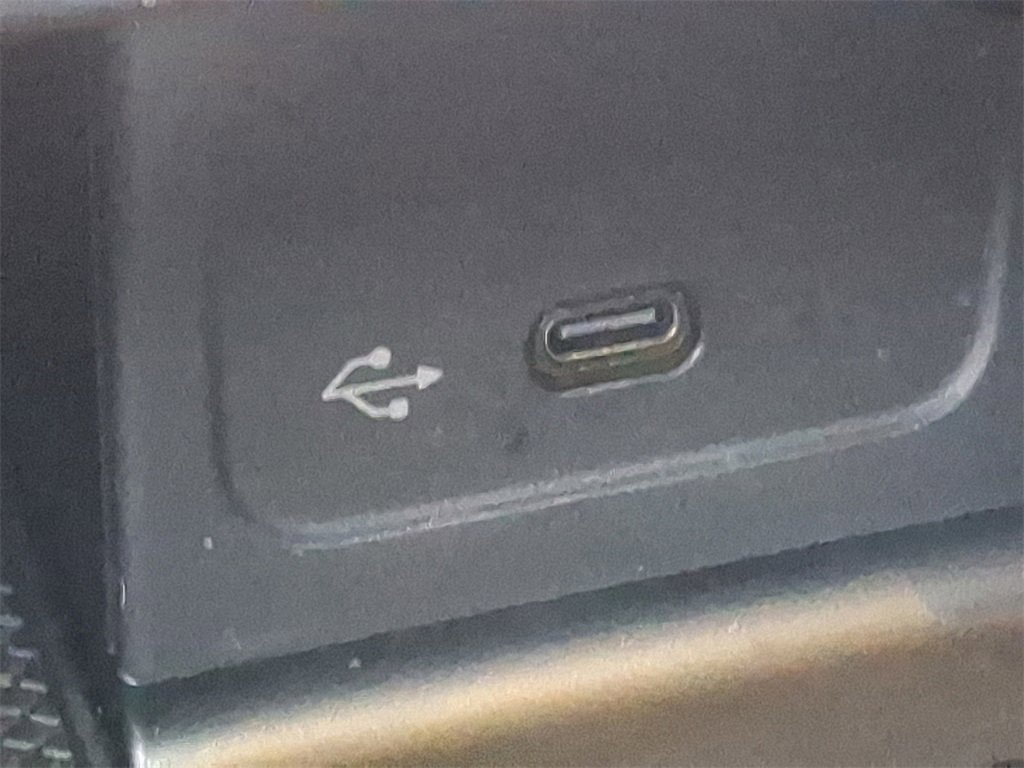 Used 2022 Mercedes-Benz C 300 C 300 image 23