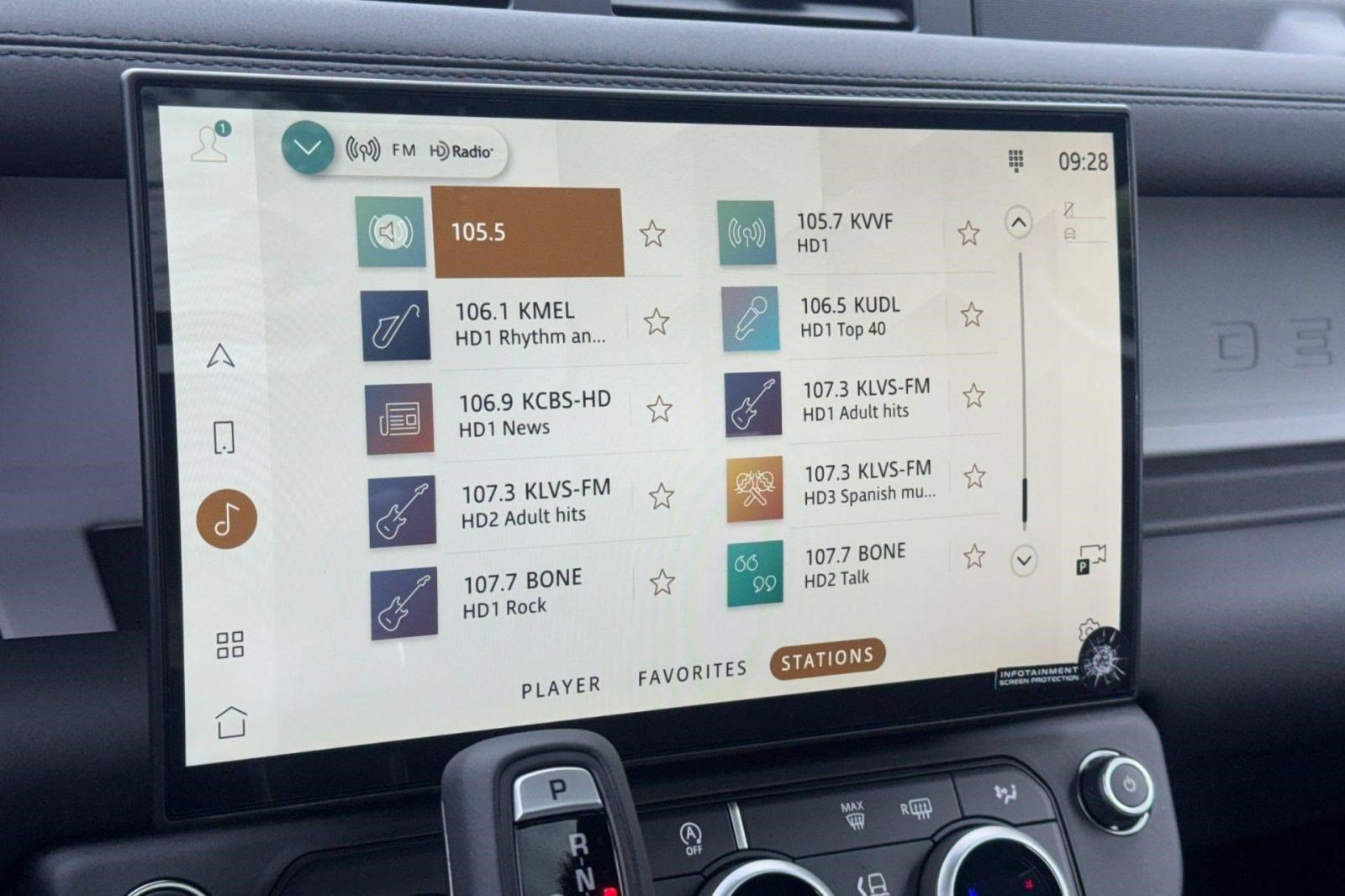 New 2026 Land Rover Defender 110 X-Dynamic SE AWD/4WD image 22