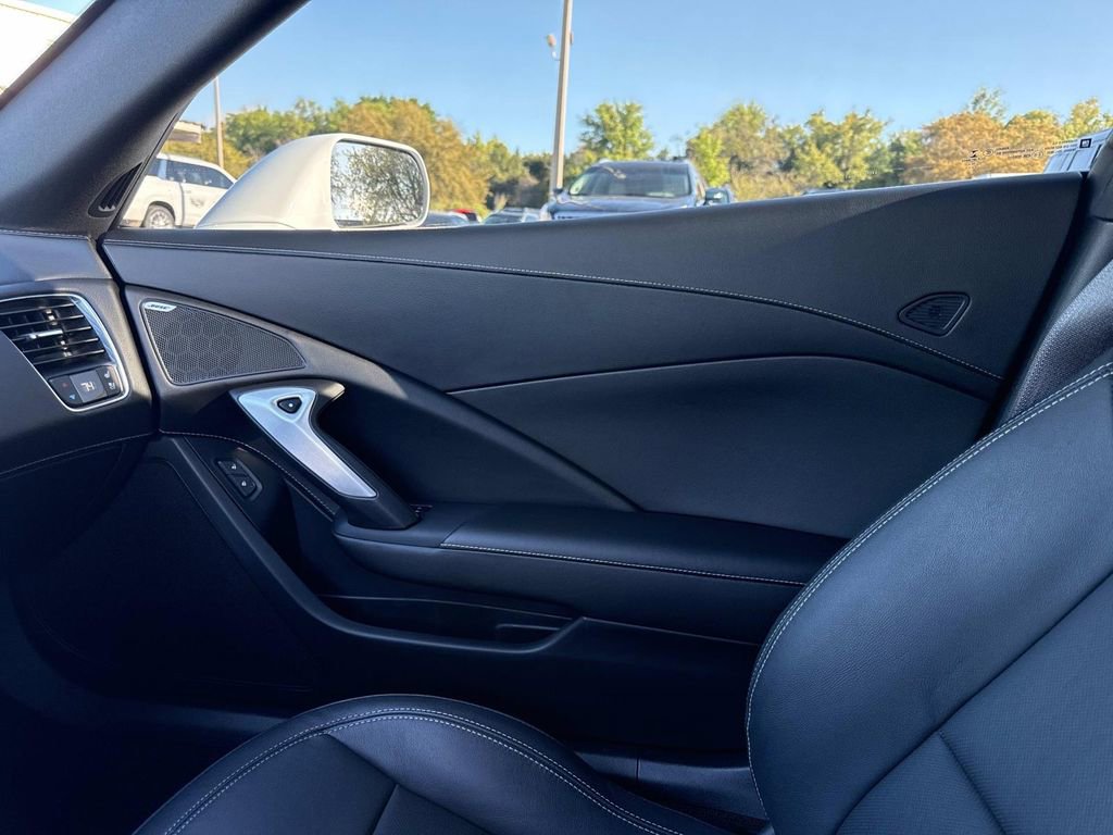 Used 2016 Chevrolet Corvette Stingray Coupe w/ 2LT Preferred Equipment Group image 17