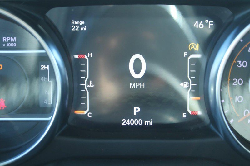 Used 2023 Jeep Wrangler Unlimited Sahara w/ Cold Weather Group image 19