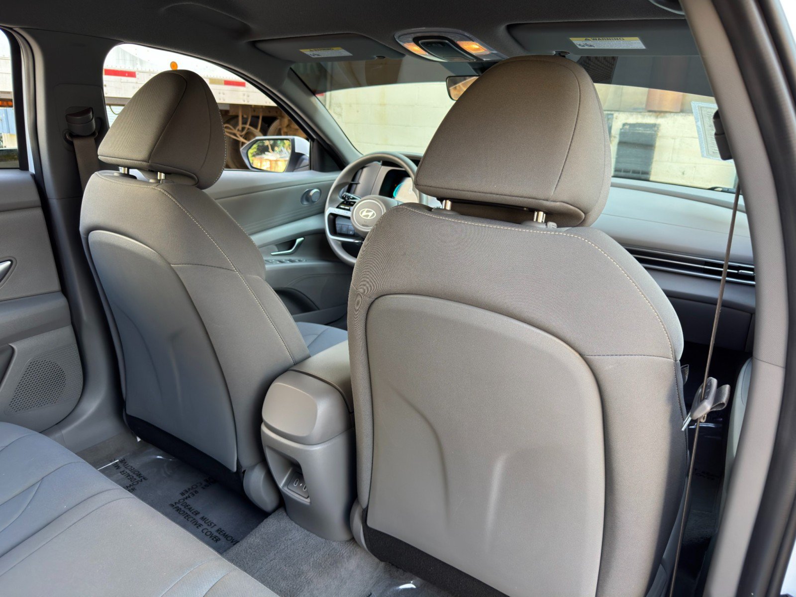 Used 2025 Hyundai Elantra Hybrid FWD image 29