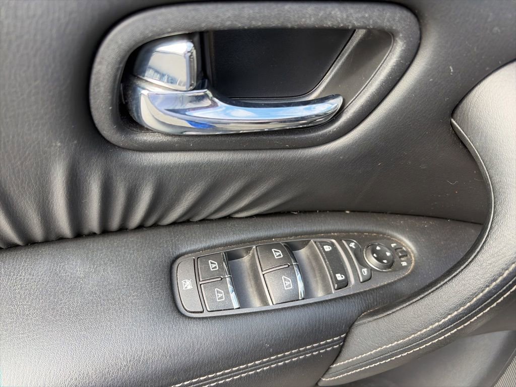 Used 2020 Nissan Armada Platinum w/ Cargo Package image 15