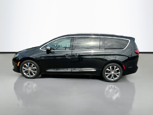 Used 2020 Chrysler Pacifica Limited FWD image 8