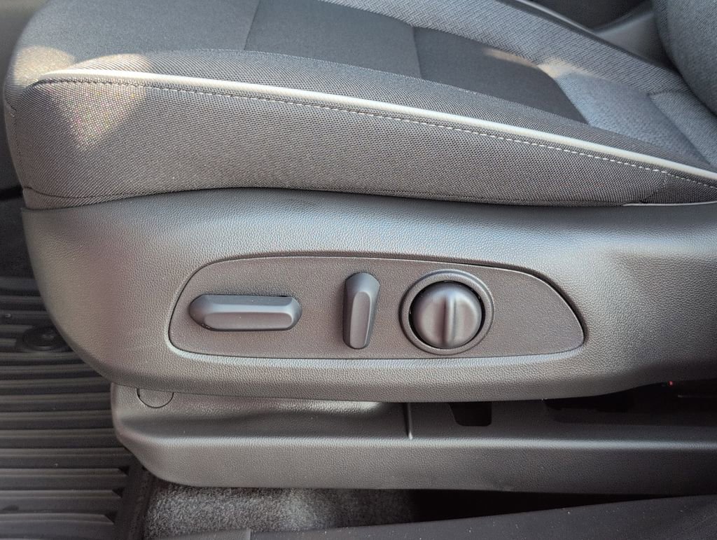 New 2026 Chevrolet TrailBlazer LT w/ Convenience Package image 16