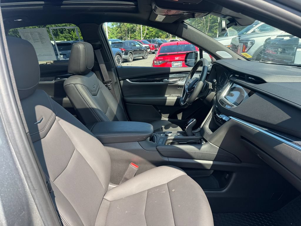Used 2024 Cadillac XT5 Premium Luxury AWD/4WD image 30