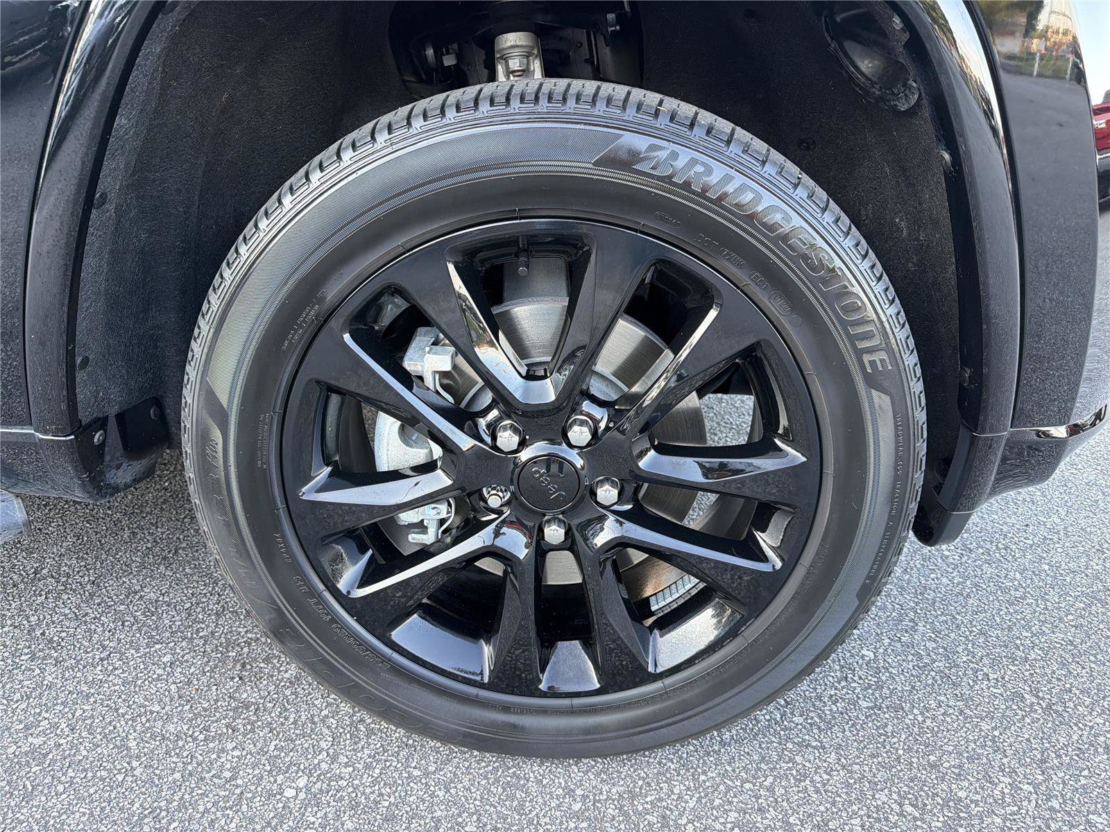 Used 2022 Jeep Grand Cherokee Laredo X AWD/4WD image 11