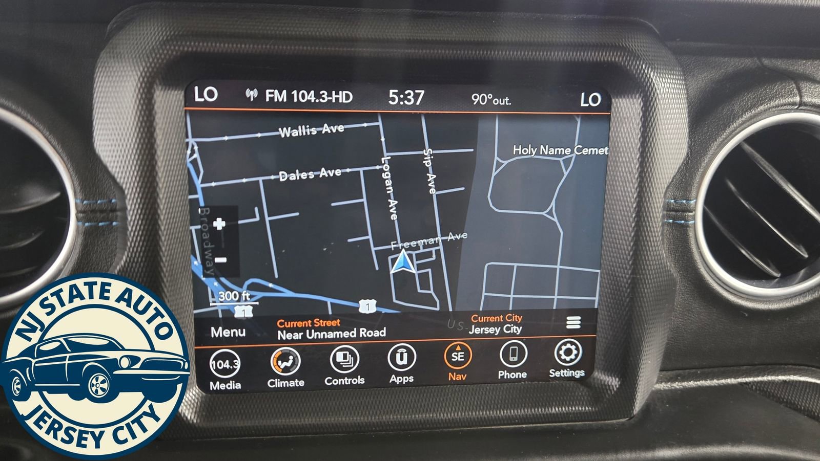 Used 2023 Jeep Wrangler Unlimited Rubicon 4xe w/ Dual Top Group image 18