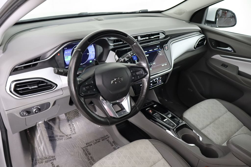 Used 2022 Chevrolet Bolt EUV Premier w/ Sun & Sound Package FWD image 29