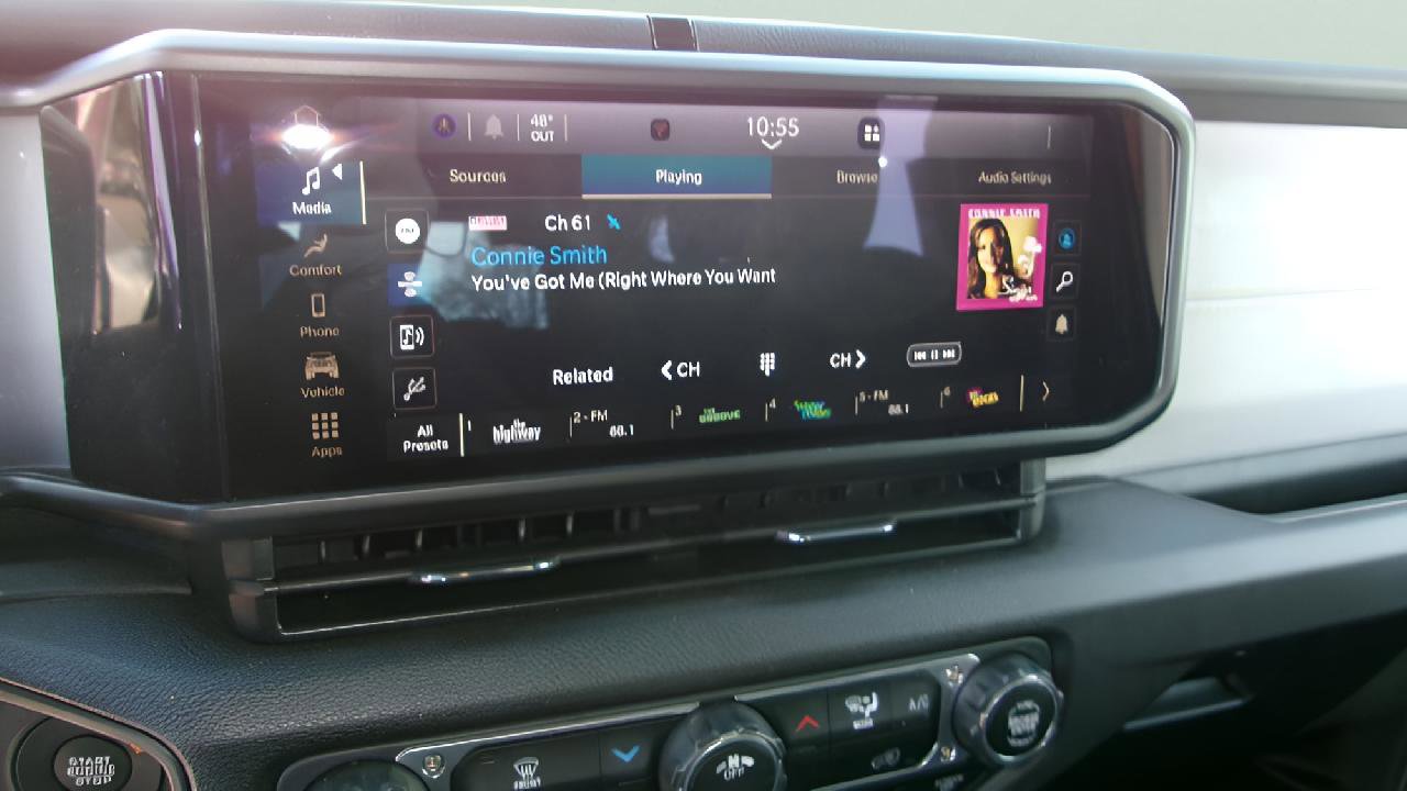 Used 2025 Jeep Wrangler Sport S AWD/4WD image 11