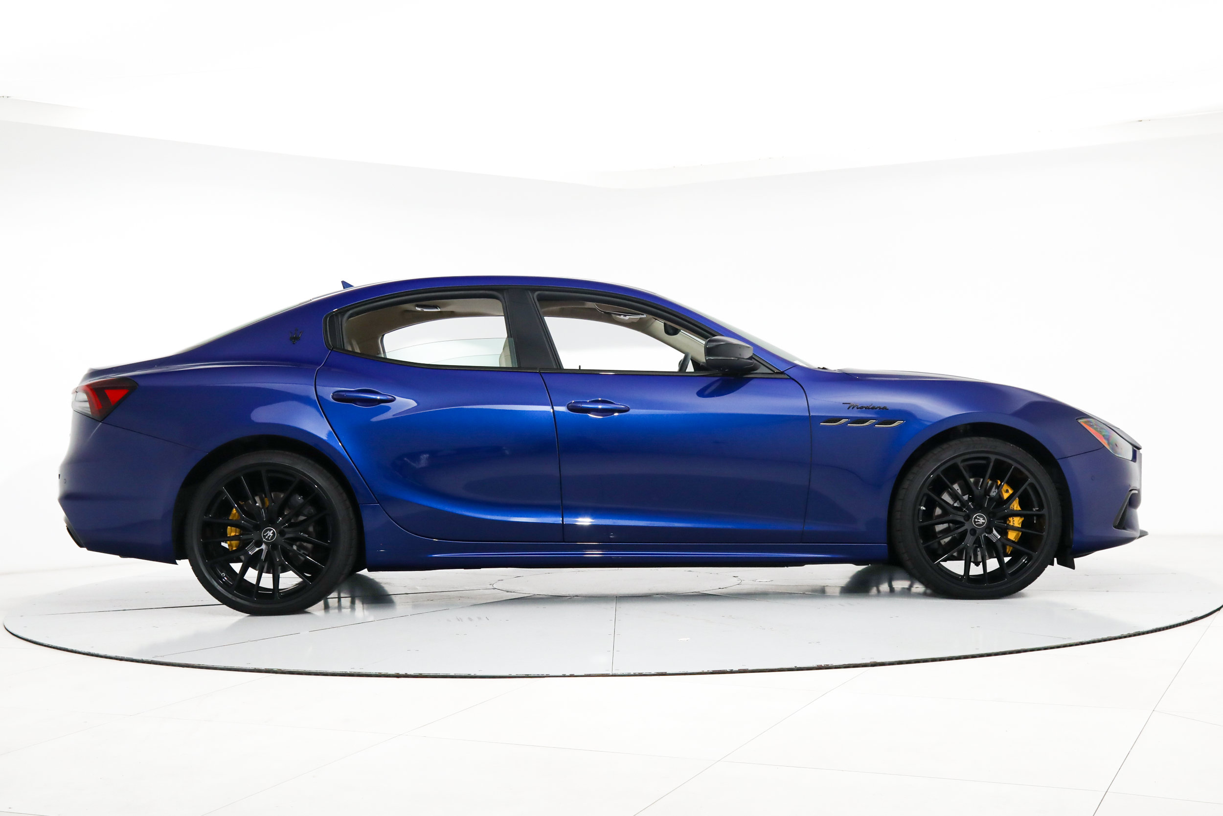 Certified 2023 Maserati Ghibli Modena RWD image 6