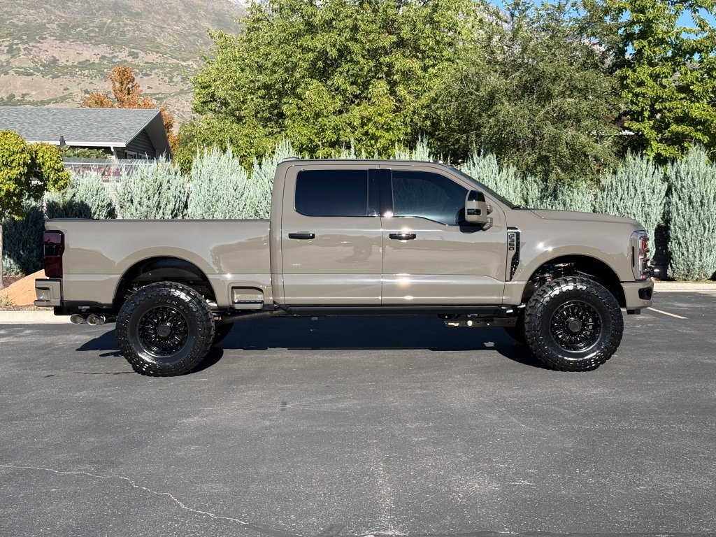 Used 2027 Ford F350 King Ranch w/ Tremor Off-Road Package AWD/4WD image 10