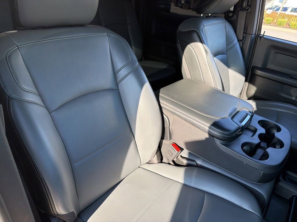 Used 2021 RAM 2500 Tradesman w/ Chrome Appearance Group image 11