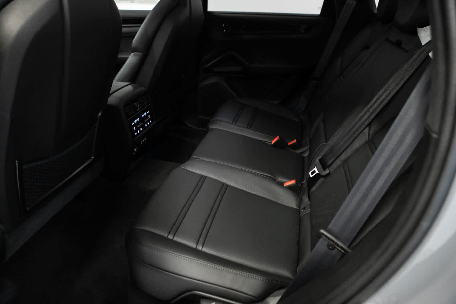 New 2026 Porsche Cayenne GTS AWD/4WD image 31